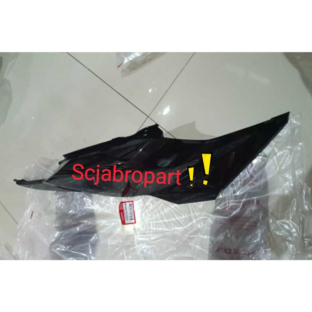 83500 K2V N80....COVER,R BODY HONDA VARIO 125 K2V STREET...ORI AHM
