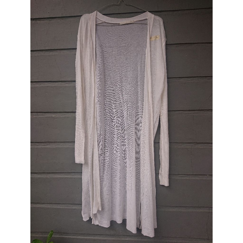 PRELOVED CARDIGAN RAJUT PANJANG WARNA PUTIH