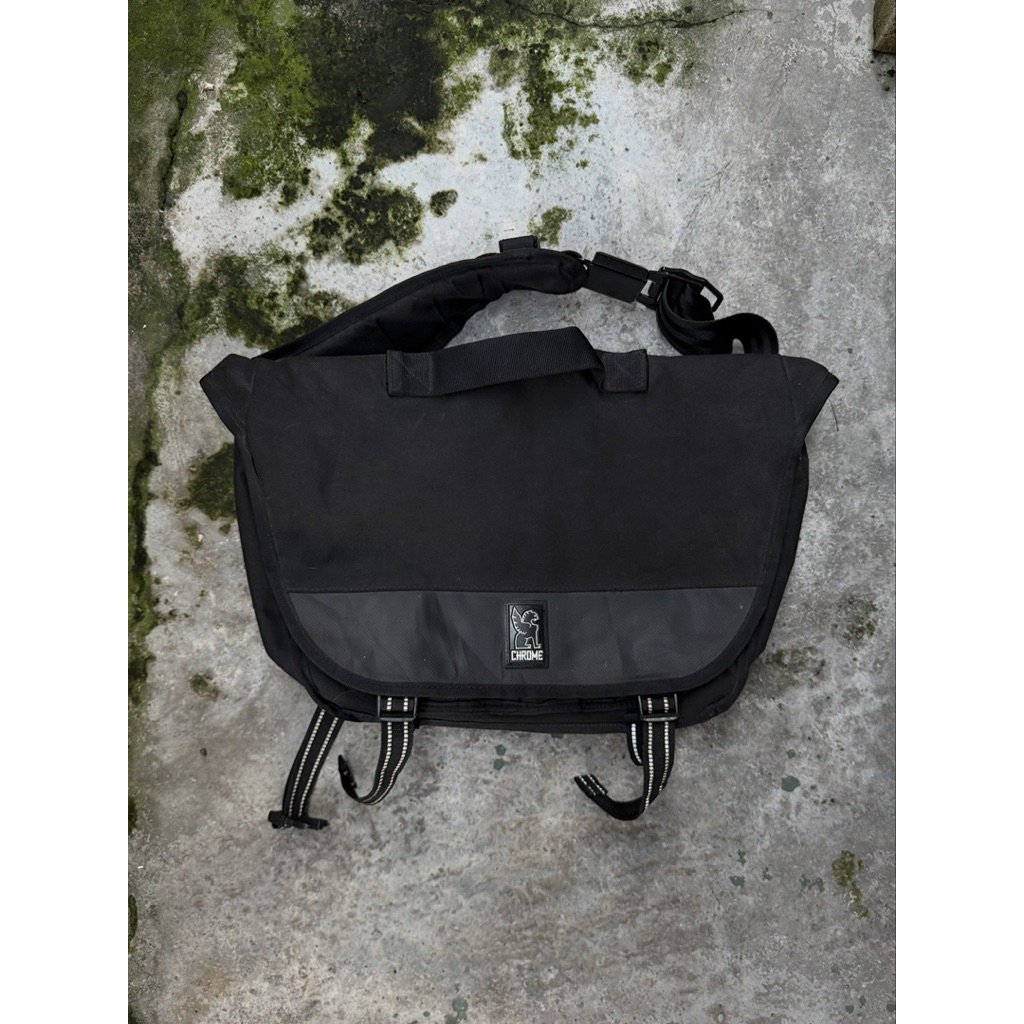 Chrome Industries Messenger bag