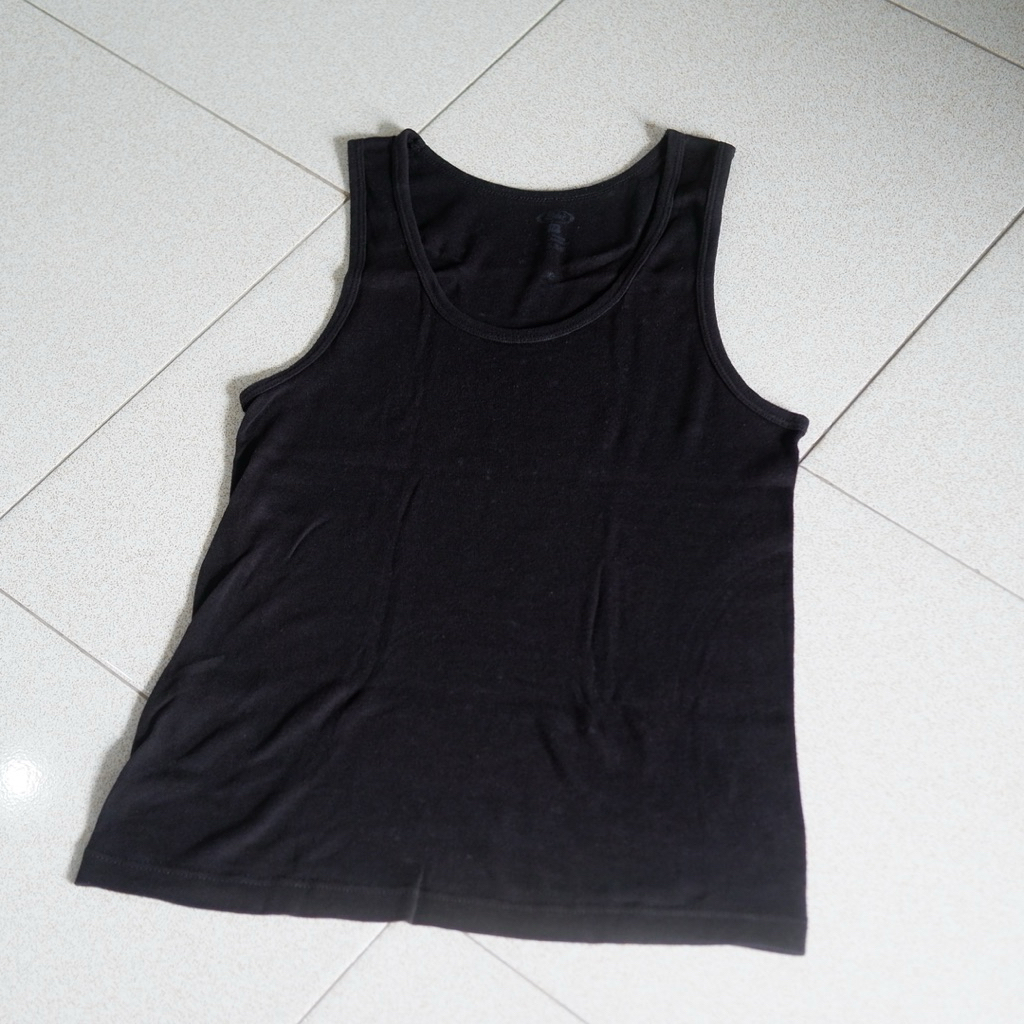 Kaos singlet pria second - ukuran LD & P ada di slide foto terakhir