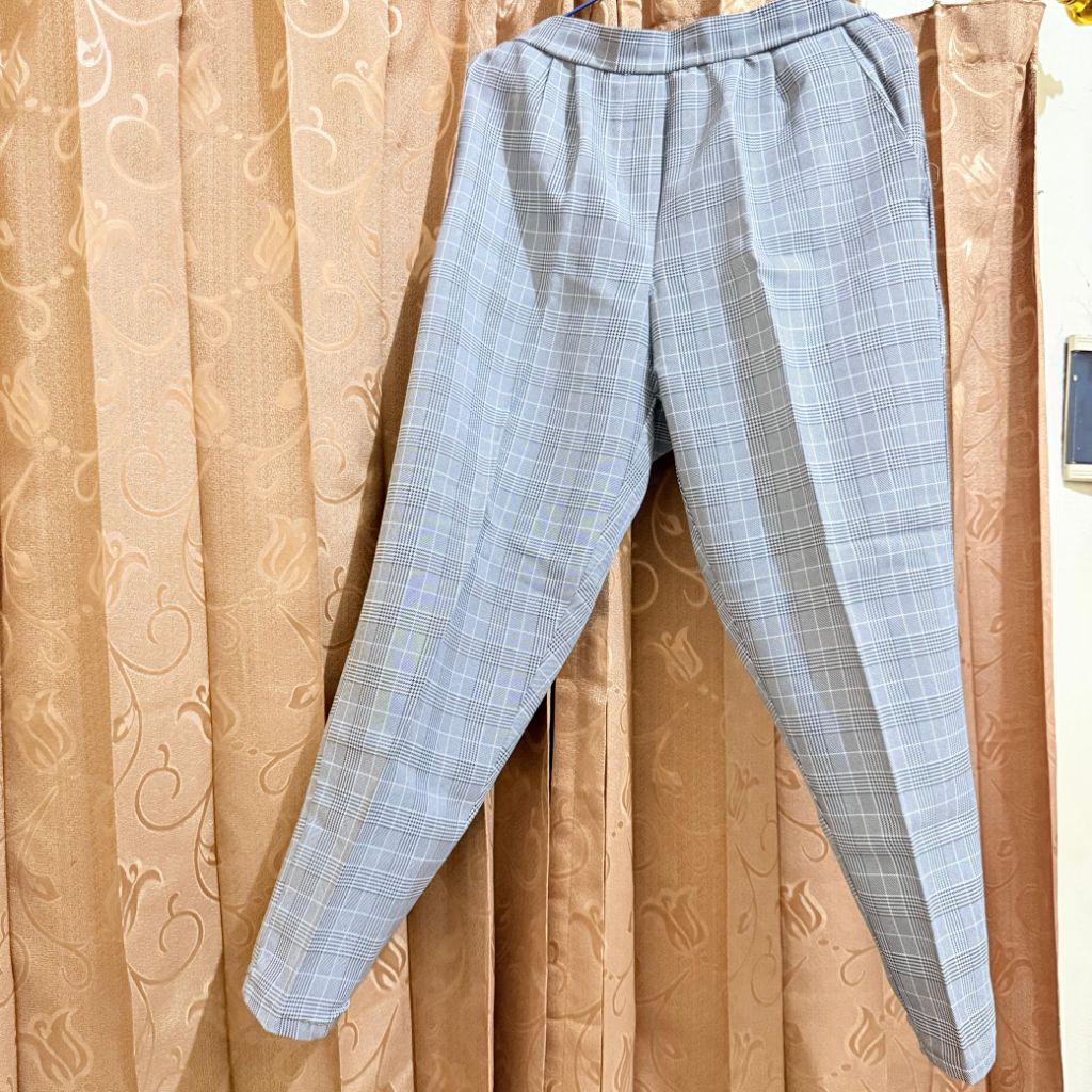 Celana Chinos Wanita Motif Preloved