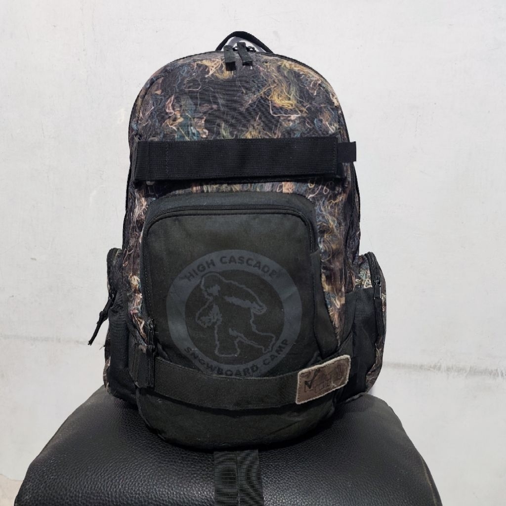 Burton Backpack /Tas Ransel burton motif