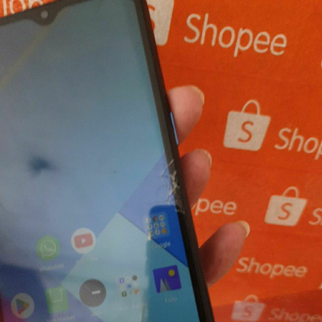 realme c2 ram 2/32 minus