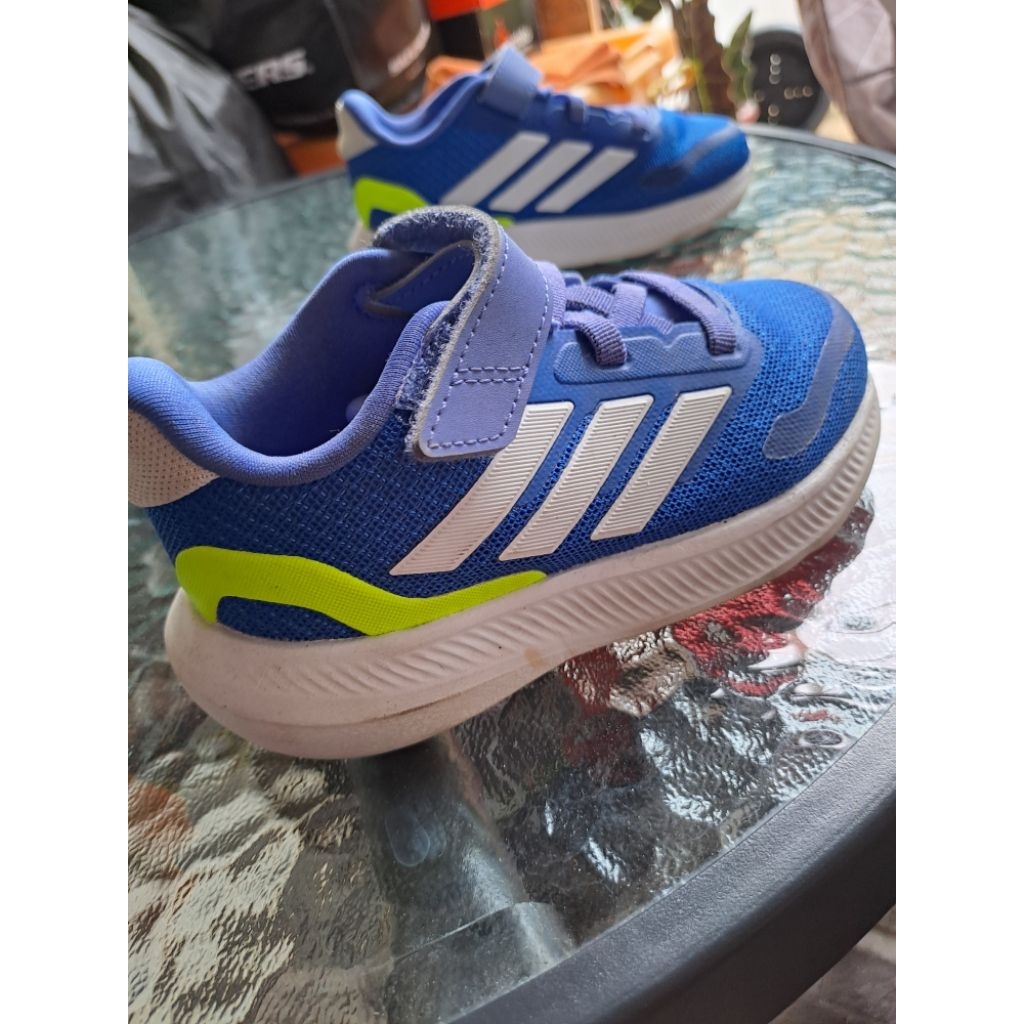 preloved sepatu adidas anak
