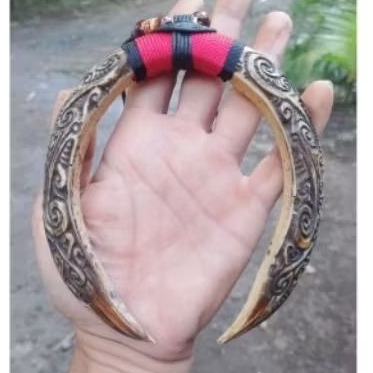 kalung etnik taring babi ukir jumbo
