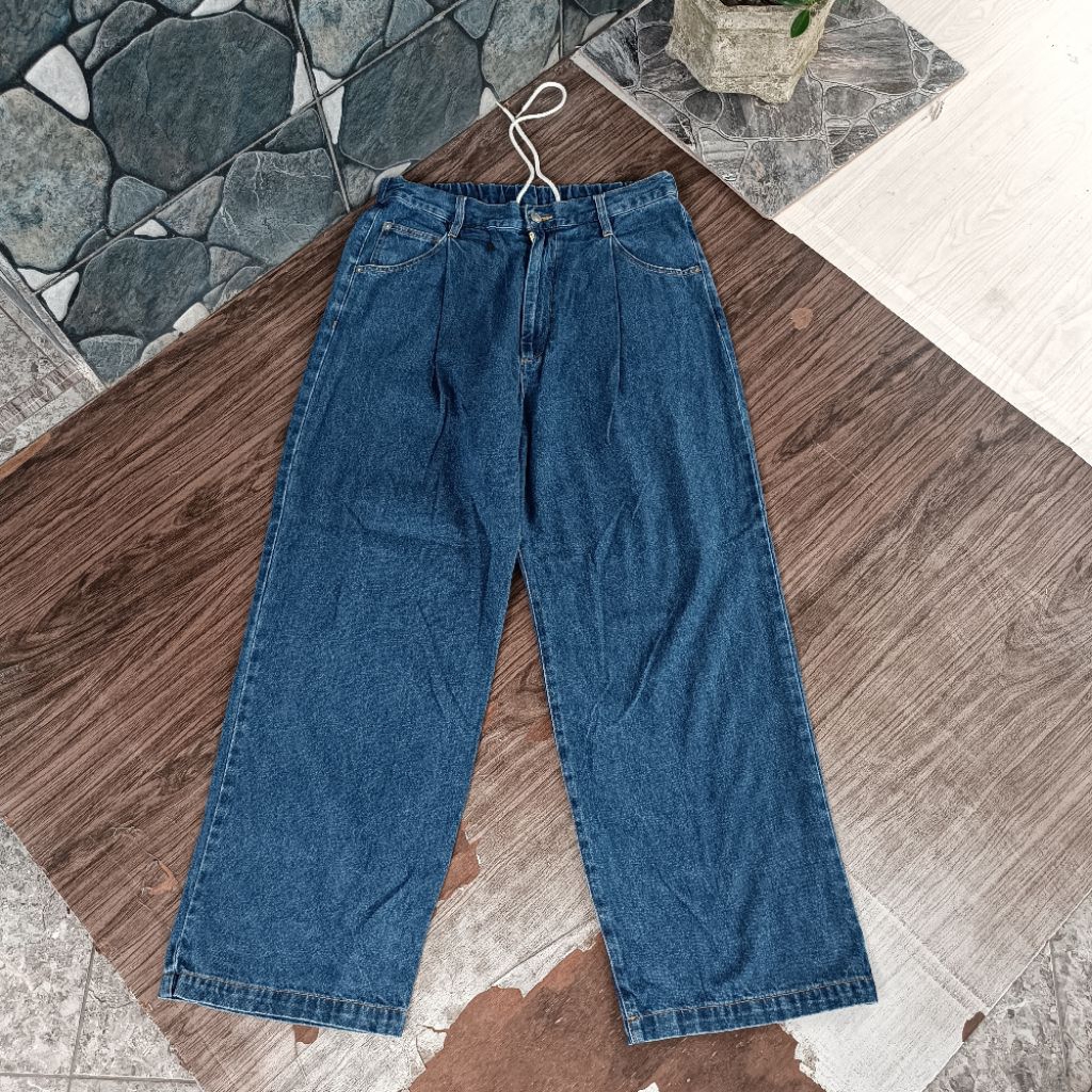 celana jeans wego wide cakepp ( sz 32 perhatikan pxl)