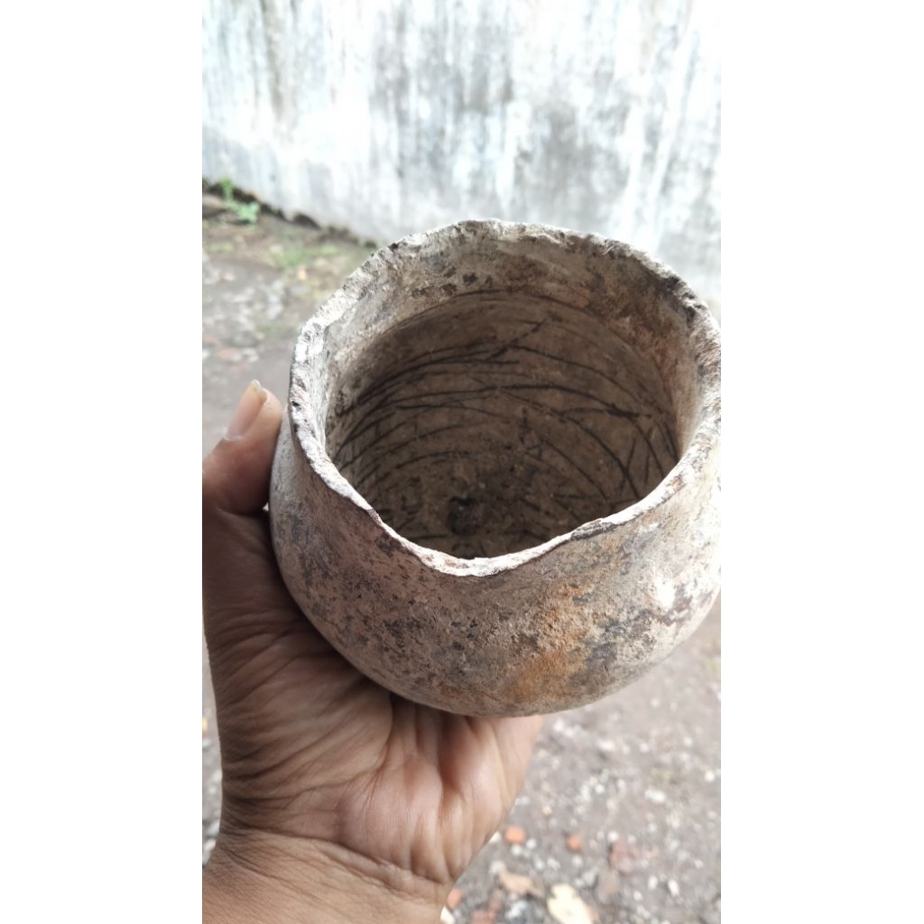 benda kuno antik gerabah kuno temuan
