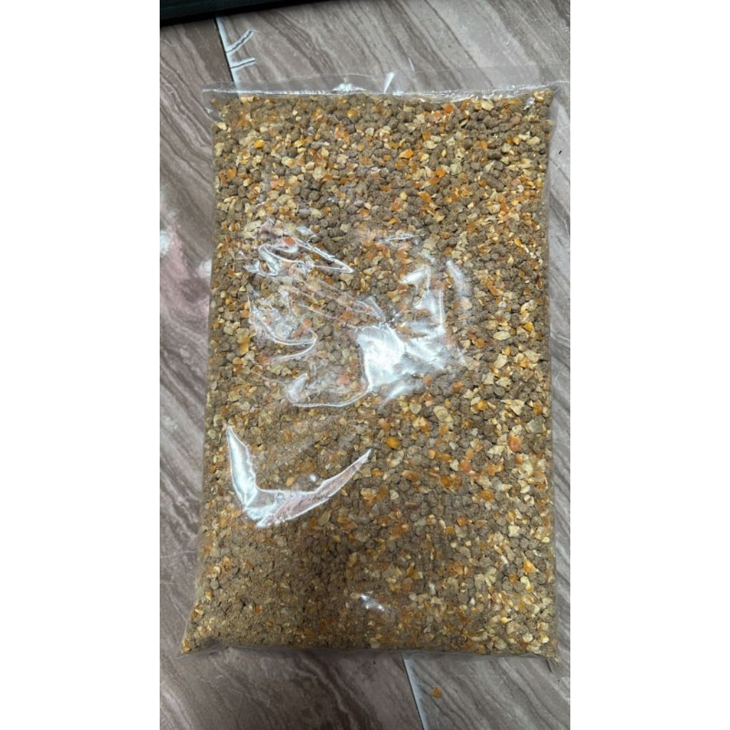 pakan ayam Voer ayam petelur 324kj repack 1kg