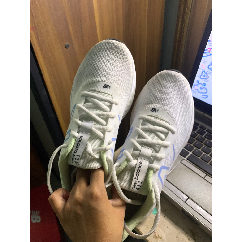 PRELOVED SEPATU NEW BALANCE 411 1000% ORIGINAL