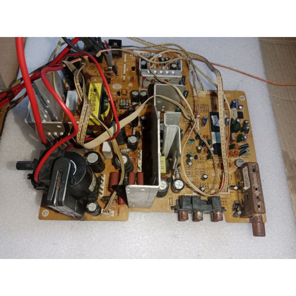 MESIN TV CINA 29IN COPOTAN BELUM DI TES/GEMBLING