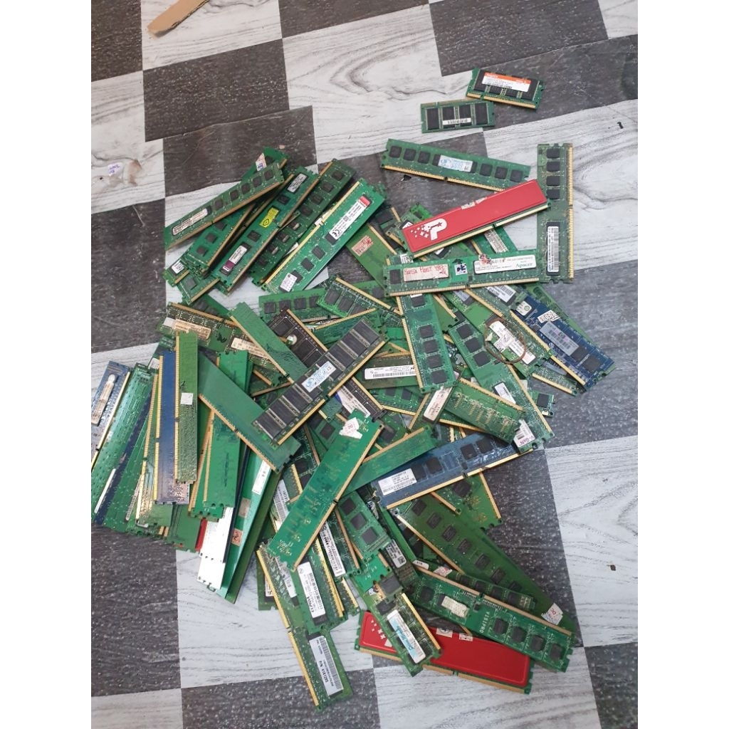 Ram DDR dan SDRAM  laptop dan pc bahan lebur merek campur