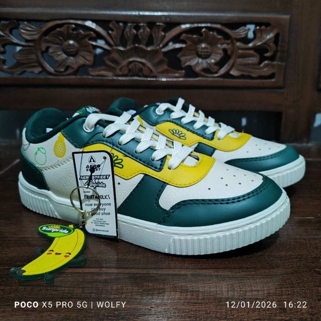 Aerostreet x Sunpride size 37