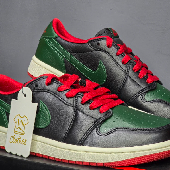 NIKE Sepatu Sneakers Wanita Air Jordan 1 Retro Low OG Baru Box