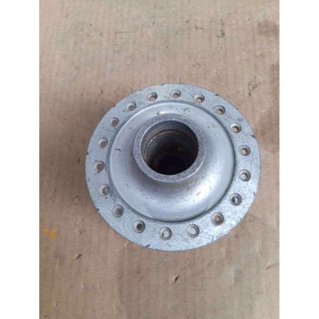 tromol depan suzuki shogun R 125 ori second