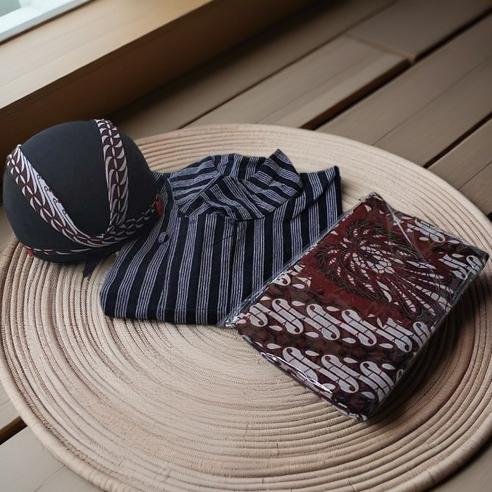 Setelan Surjan Lurik Jawa / Baju Surjan+Jarik+Blangkon Jawa/Baju Surjan Lurik Dewasa