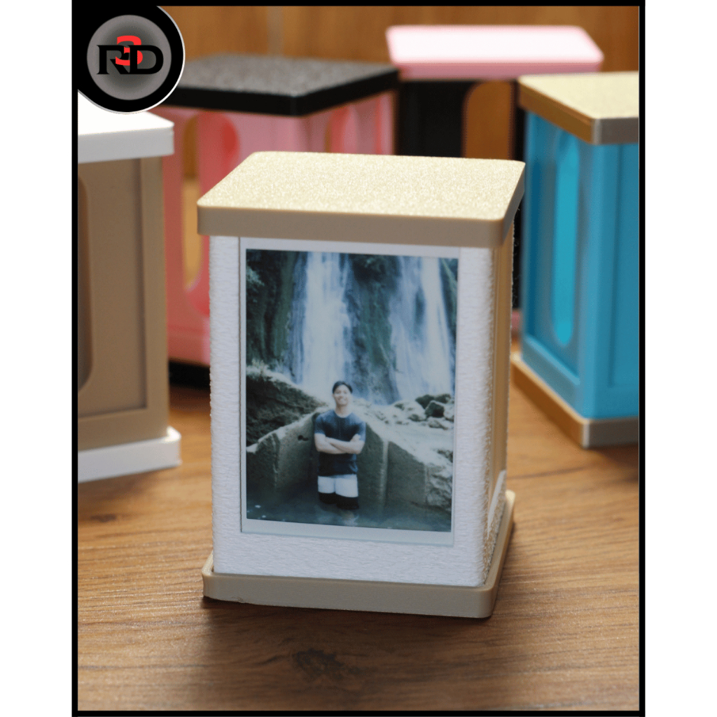 MemoCube Tempat Penyimpanan Polaroid Estetik | Display 4 Sisi | Box Foto Polaroid Kapasitas 50 Foto