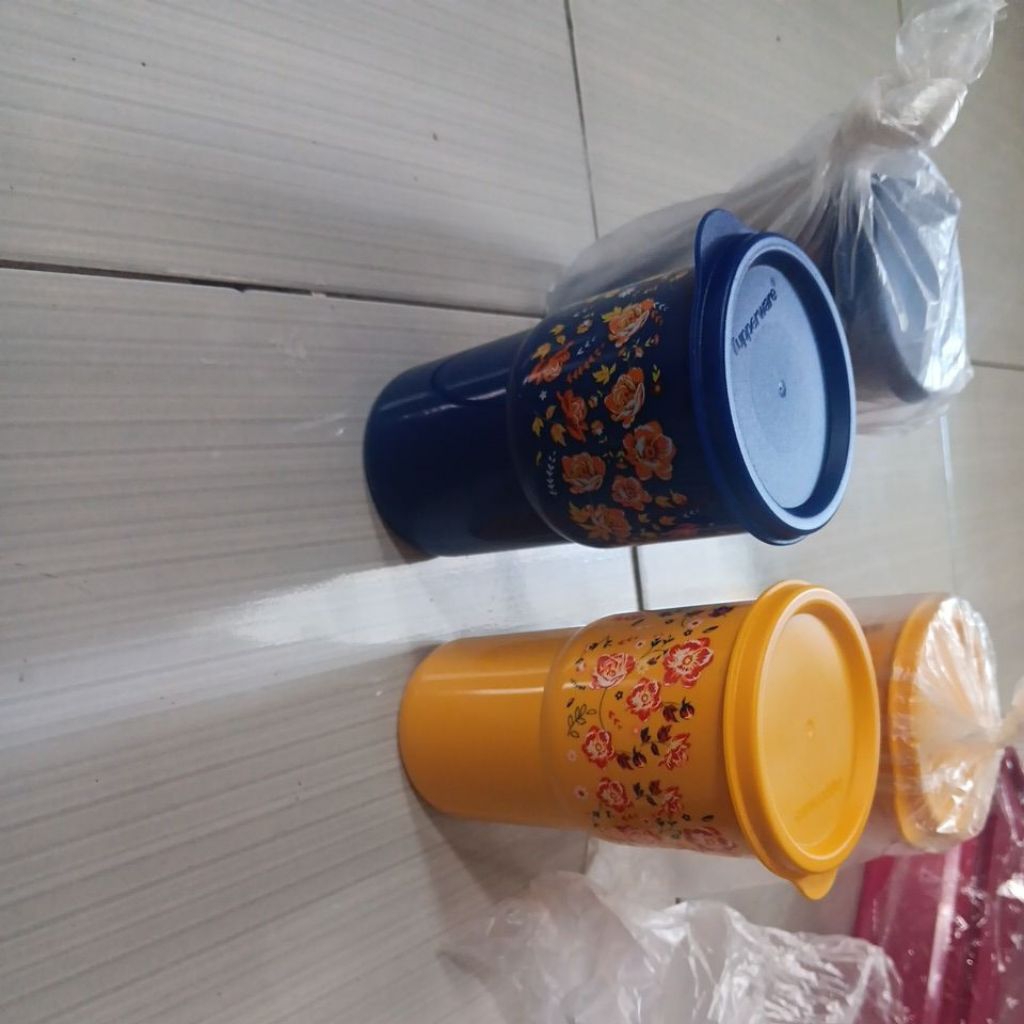 tumbler rosetta tupperware