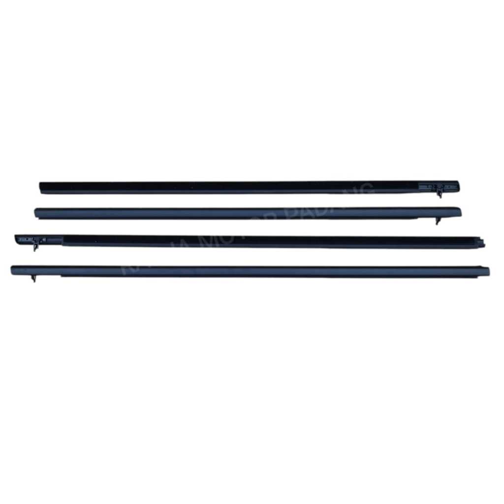 Pelipit Karet Kaca Luar Weather Strip Molding Door Hrv 2015 2016 2017 2018 2019 2020 2021 72410-T7a 