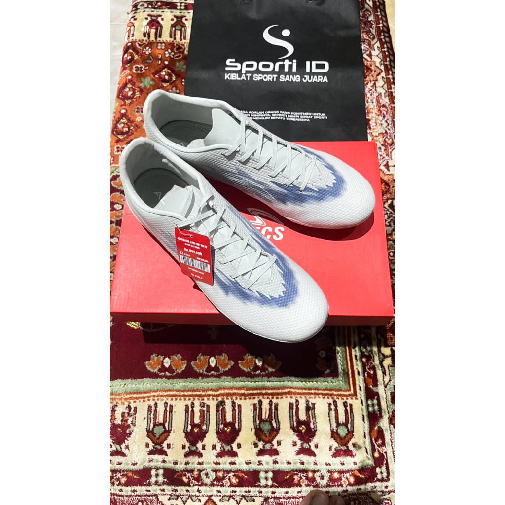 Specs Accelerator Alpha Fury Pro FG