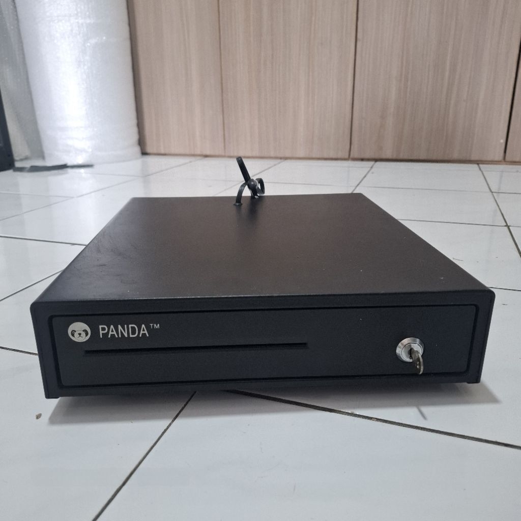 Laci Uang Kasir Panda Bekas ( Bukan kunci originalnya )