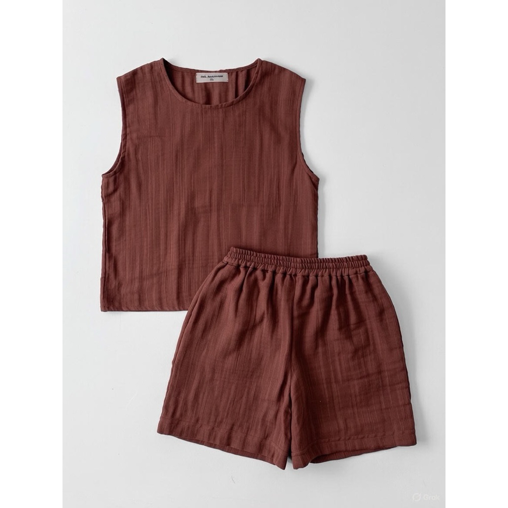 Setelan Anak Laki Tanpa Lengan Terracotta Coklat + Celana Pendek Linen - Baju Pantai Bali Anak Cowok