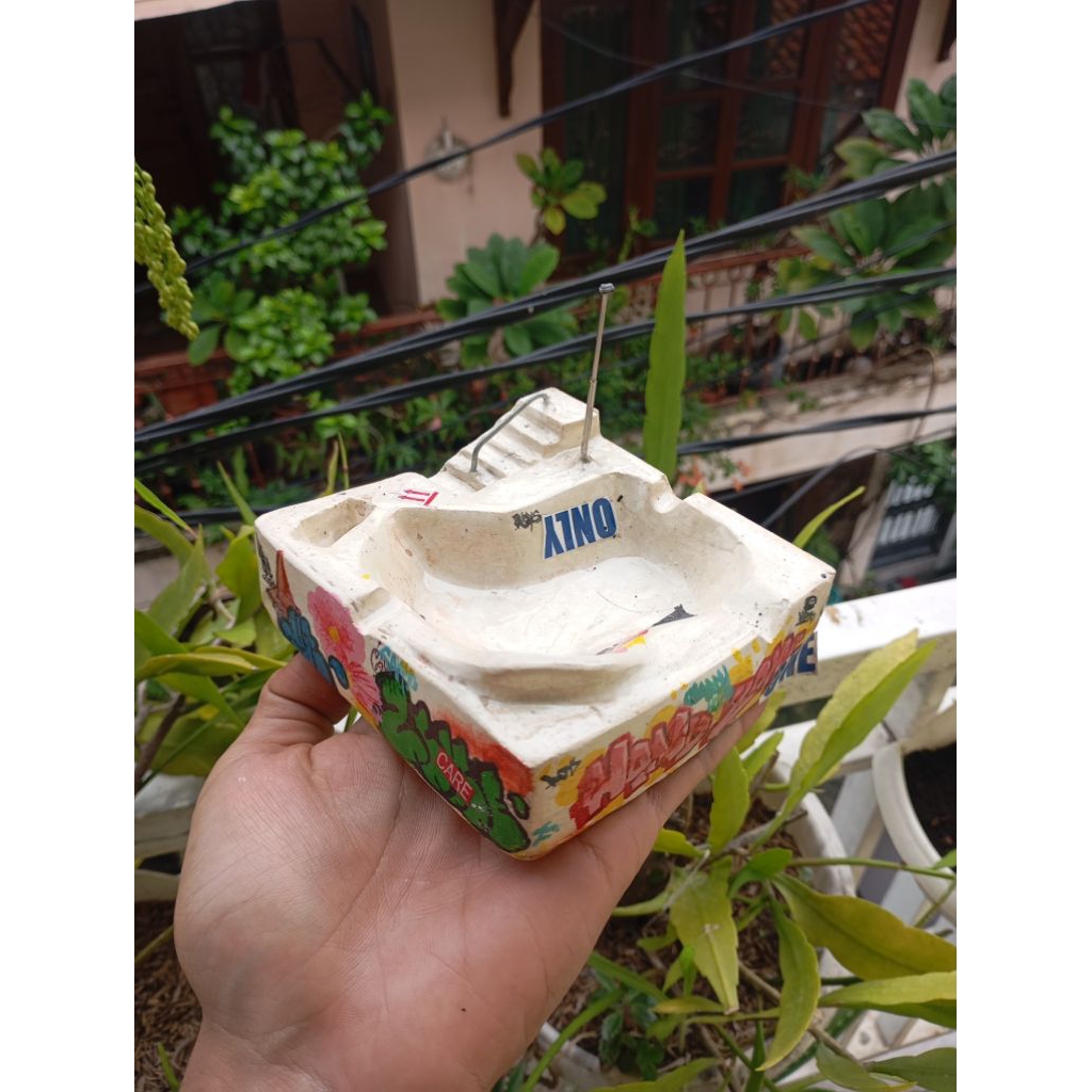 asbak skatepark, asbak custme, asbak unik, asbak graffiti