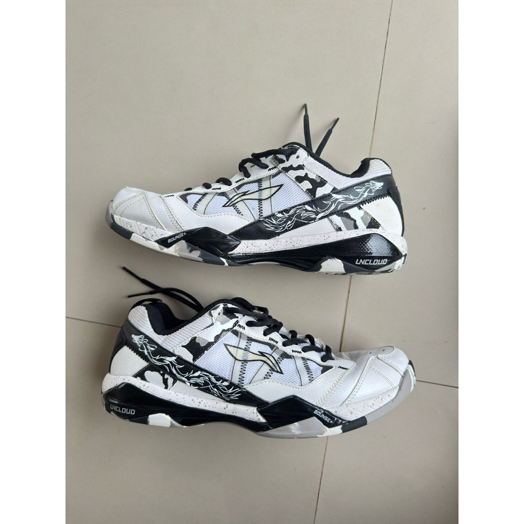 SEPATU BADMINTON LINING SECOND ORIGINAL