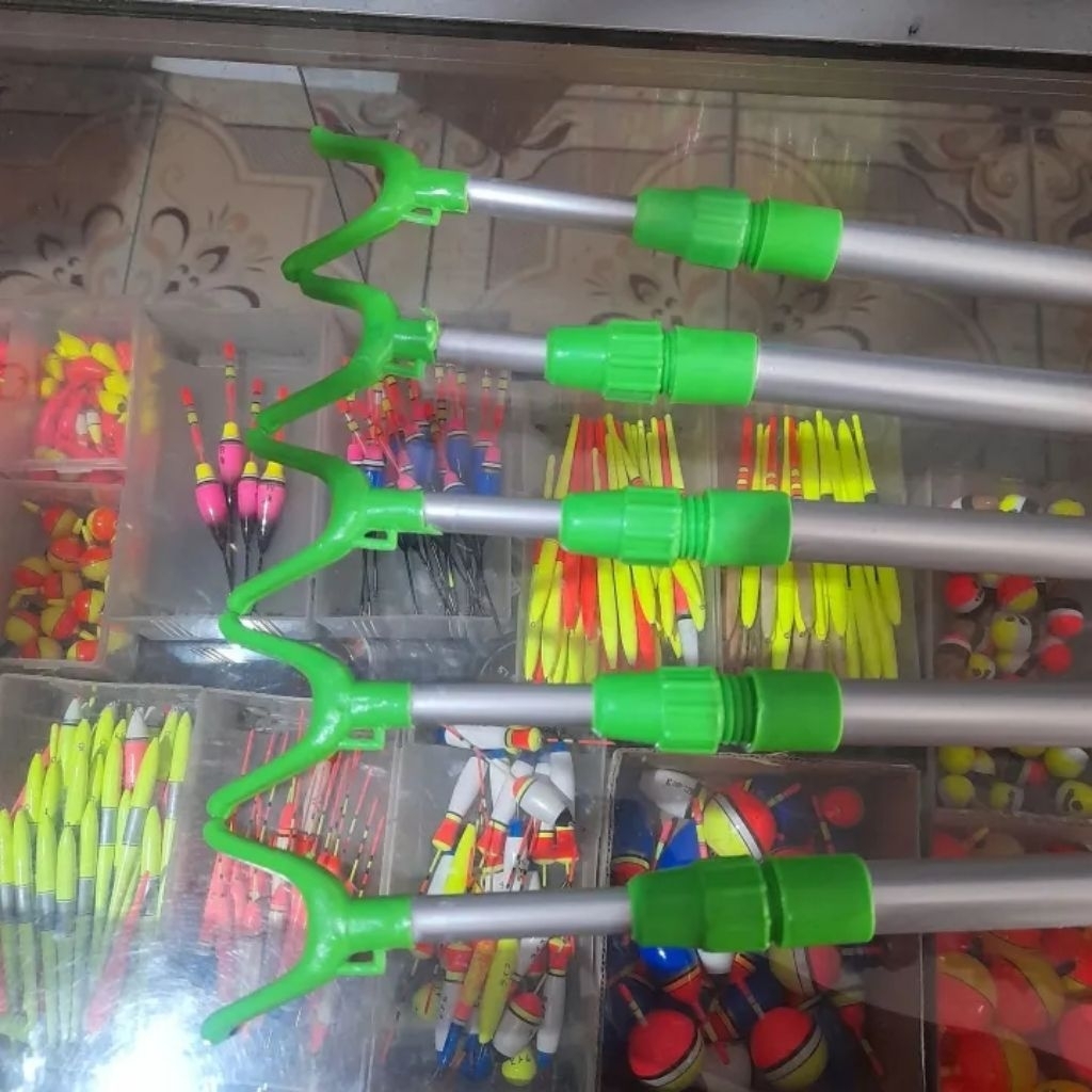 Cagak Tegek dan cagak Joran