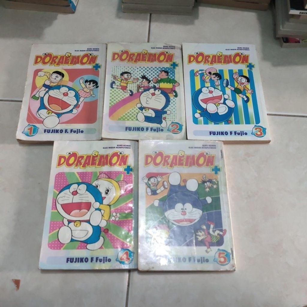 Komik Doraemon Plus set tamat 1-5 original set ke 5