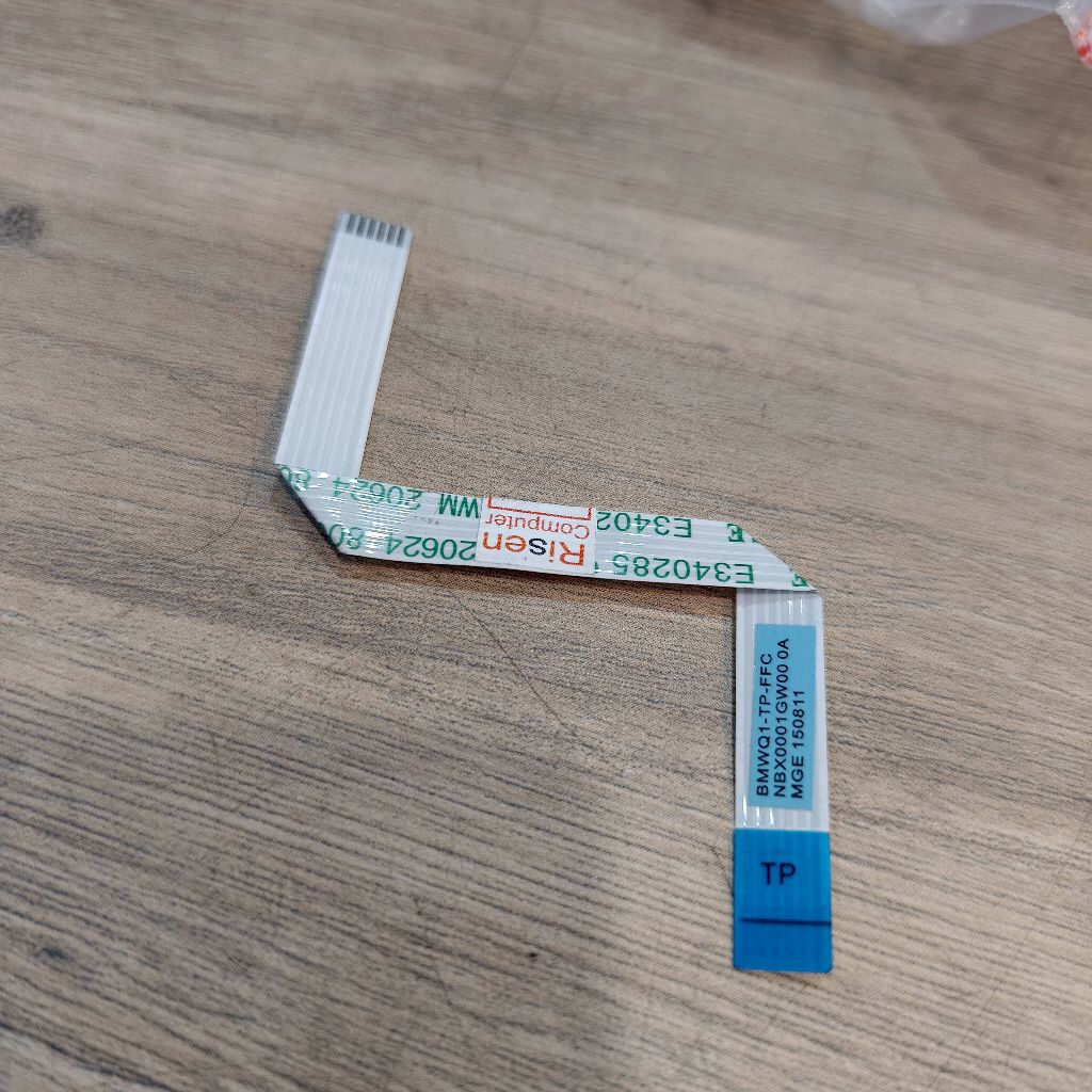 FLEXIBLE TOUCHPAD LENOVO IDEAPAD 300 14IBR Ip Ip300 kondisi second masih bagus