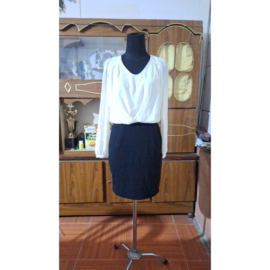 Dress Lipsy Women Lace White Top V/ Dress sifon kombinasi rajut