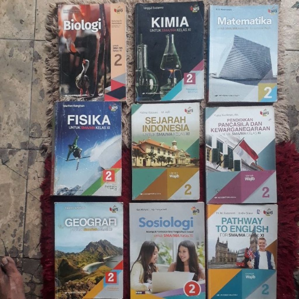 Biologi Untuk SMA/ MA Kelas XI KIMIA UNTUK SMA/ MA  KELAS XI Matematika Untuk SMA/ MA Kelas XI FISIK
