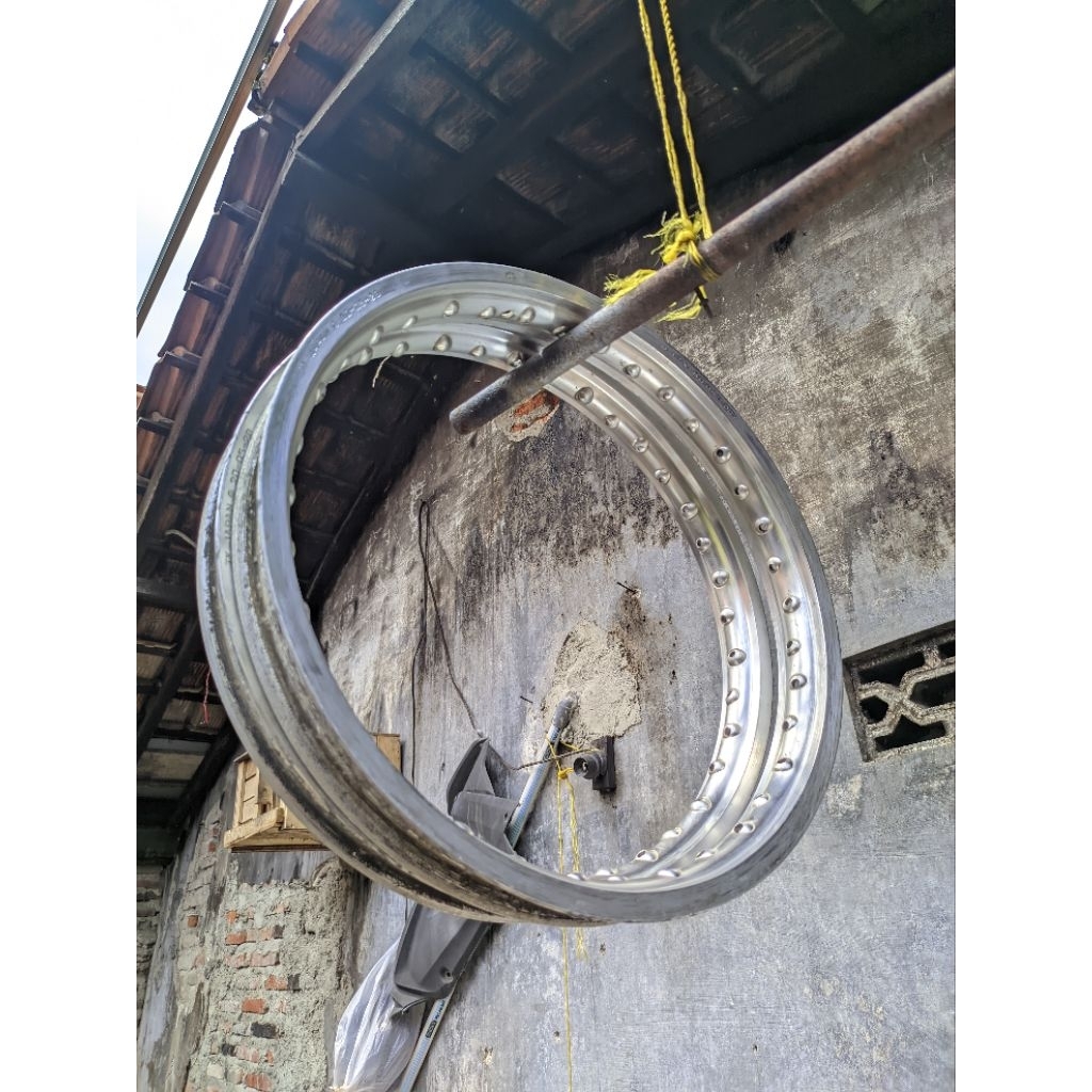 Velg Tk Japan ori warna silver 140/160 ring 17