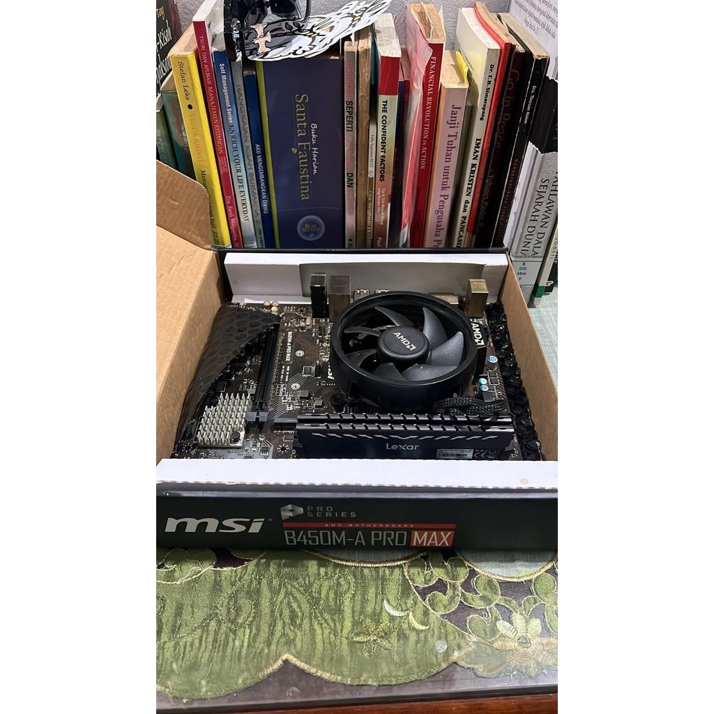 Paket Processor Ryzen 5 5600g + Mobo MSI B450M + Ram Lexar 16GB