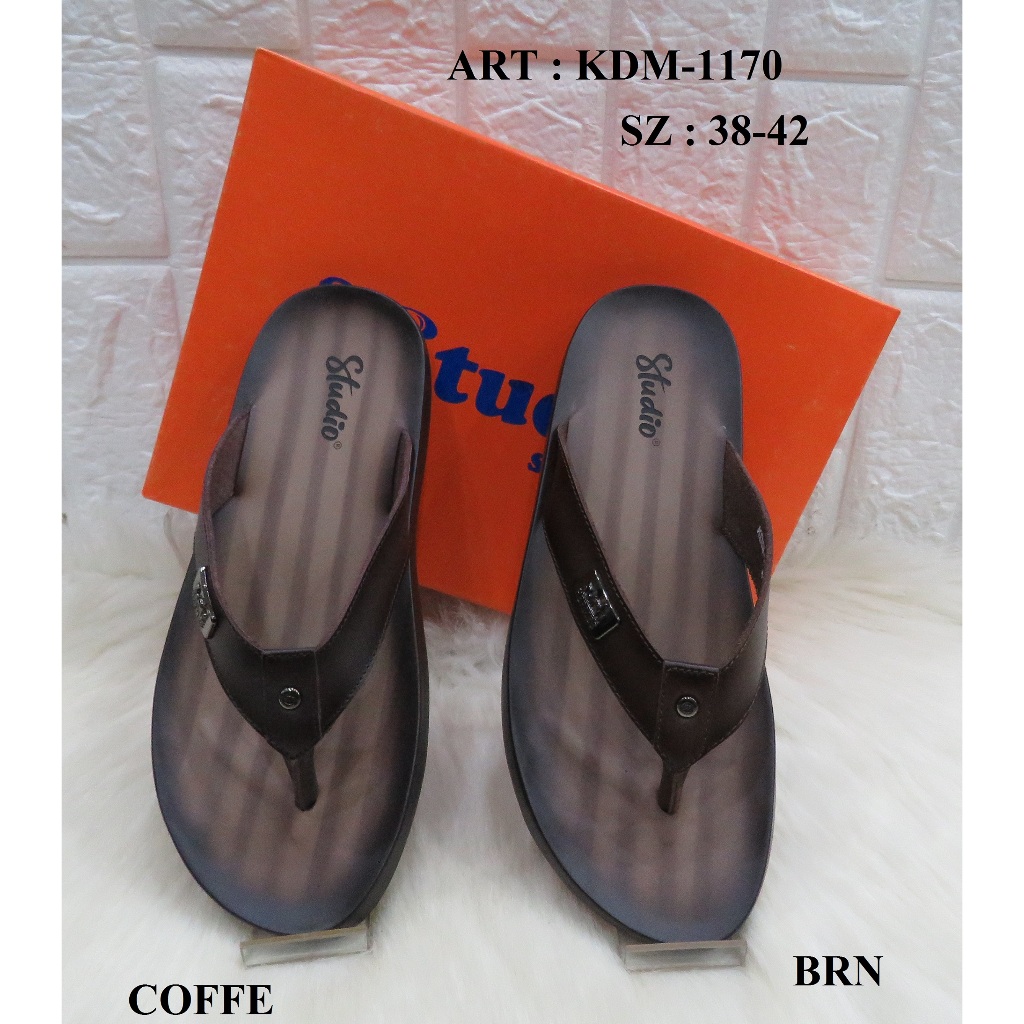 SANDAL KULIT PRIA MEREK STUDIO ART KDM-1170 PRICE RP 403.900 BRAND ORIGINAL