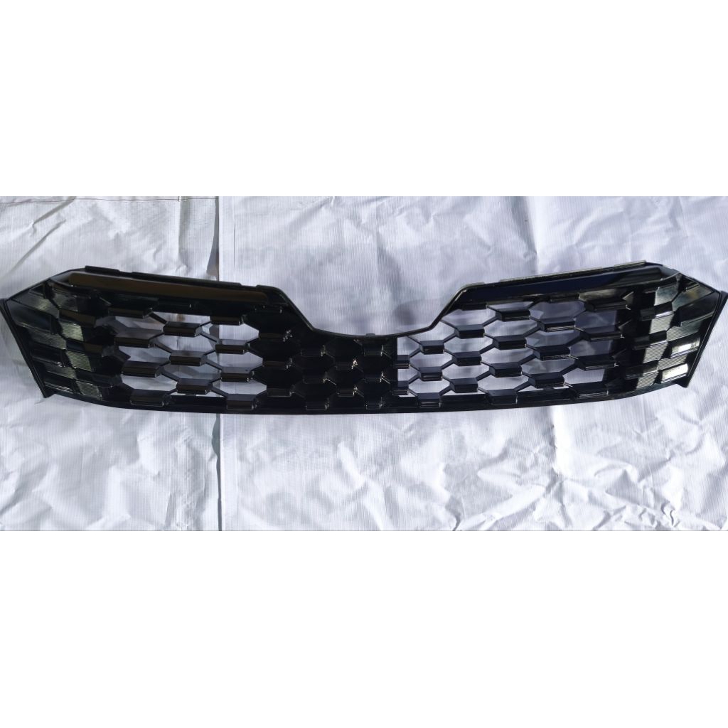 gril bumper depan mobil sigra calya original