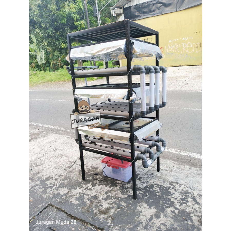 Hidroponik Indoor Susun 4 Lubang 108 dengan sistem Growlight