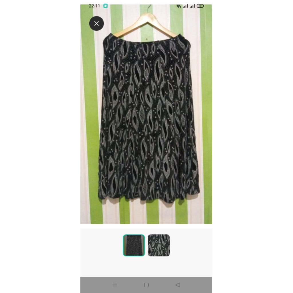 rok jersey hitam motif