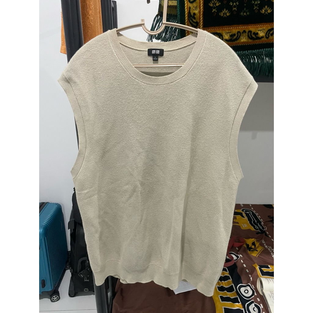 VEST Uniqlo