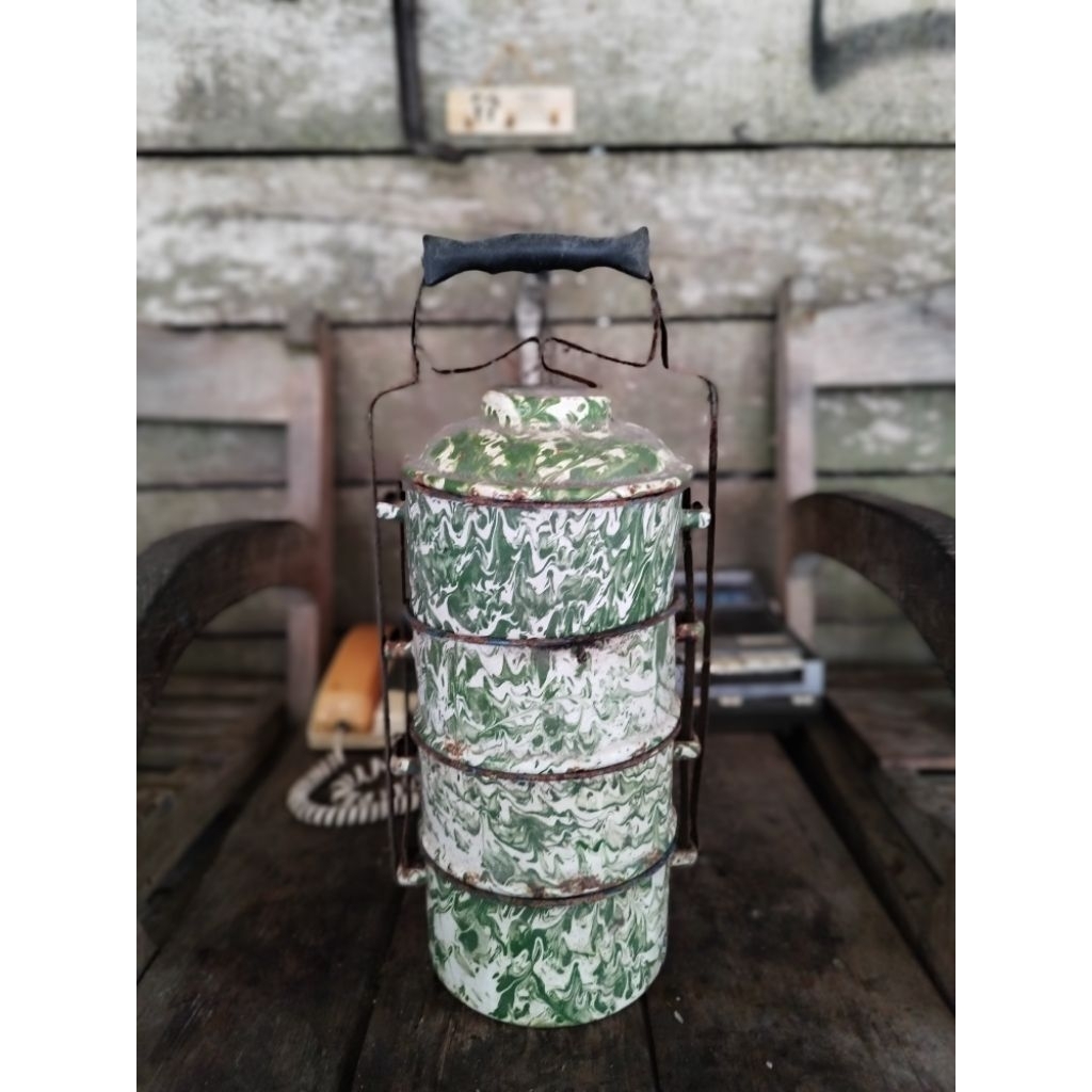 Rantang jadul blirik hijau 4 tingkat (display)