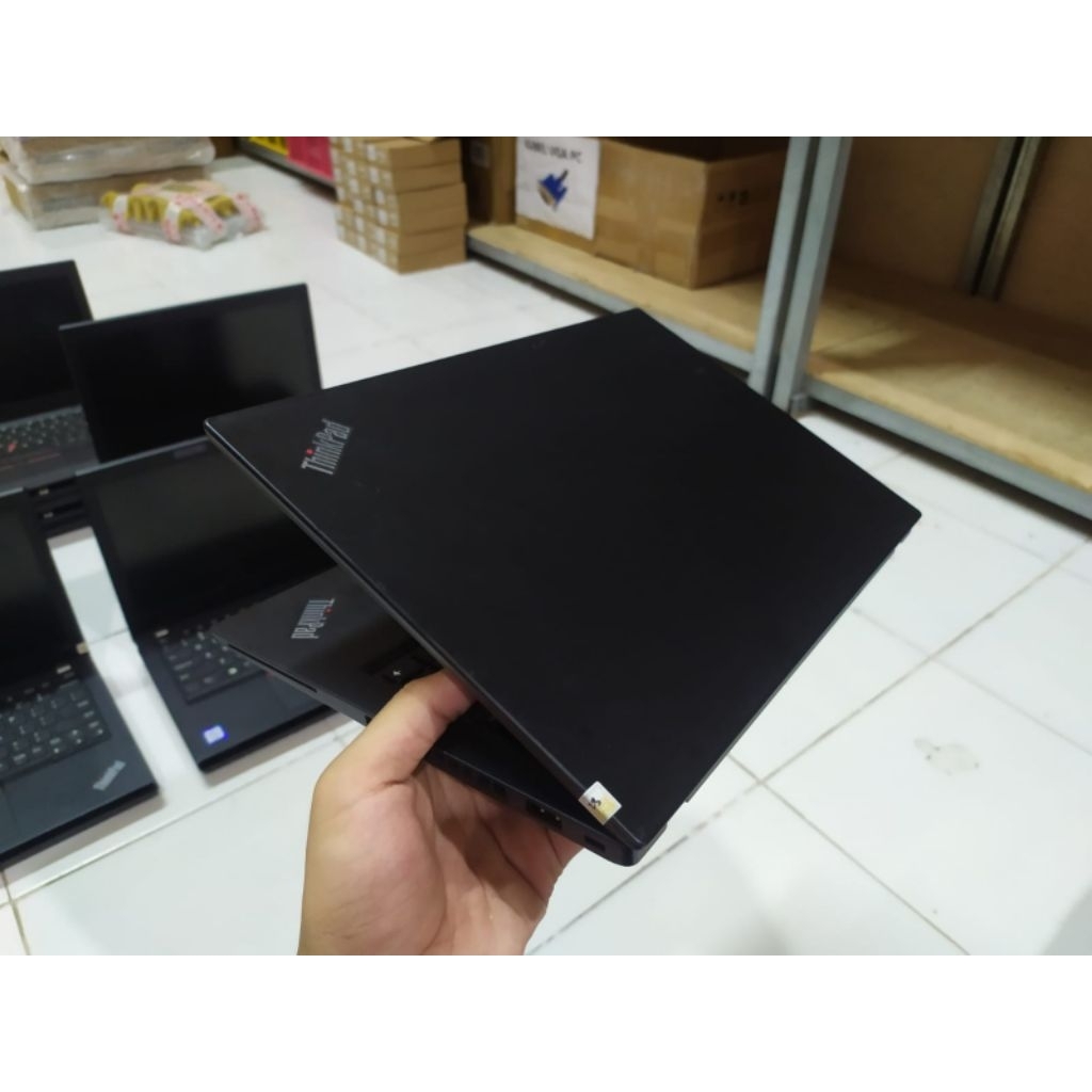 thinkpad x280.