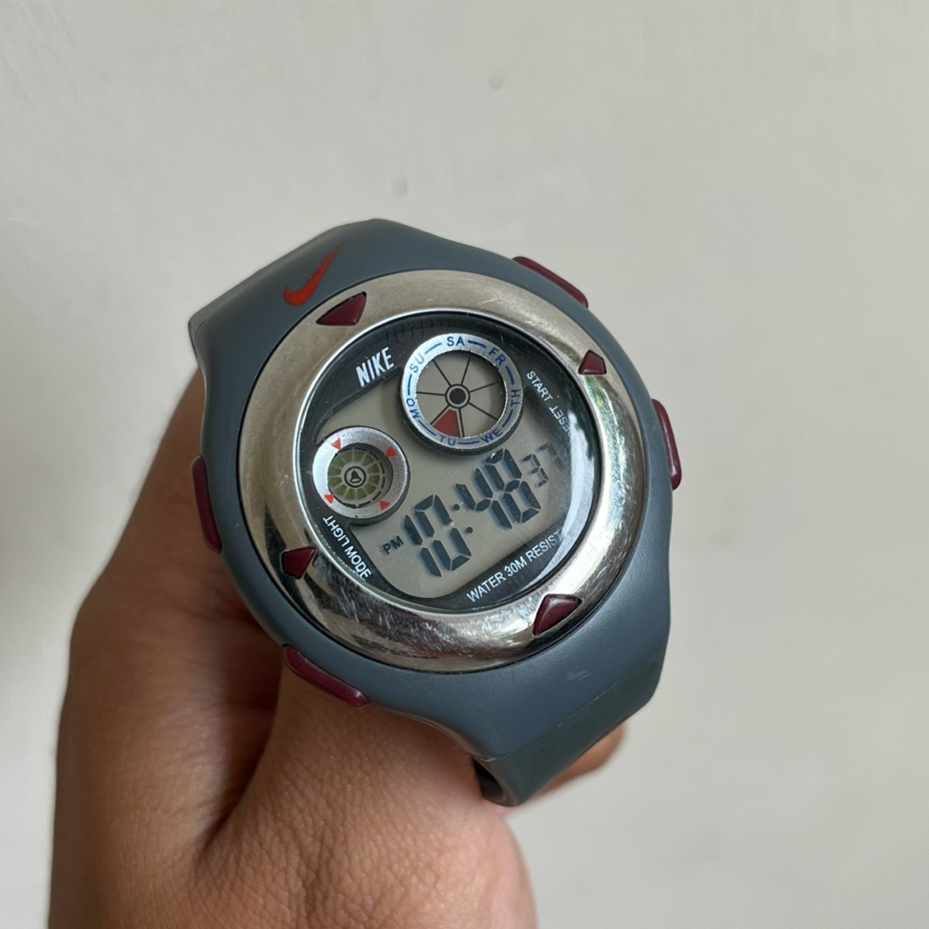 Jam Nike Vintage Y2K Athletic