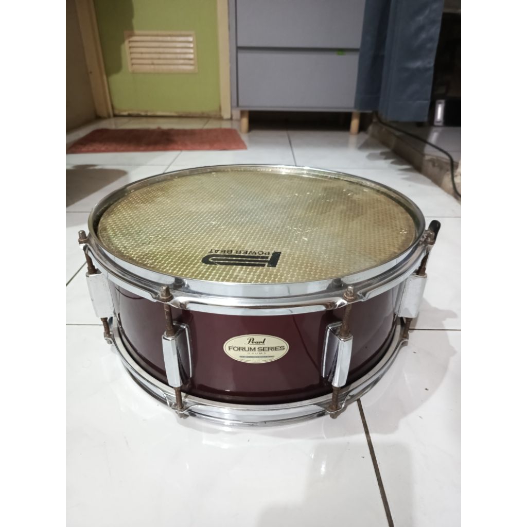 Snare drum pearl forum 14"