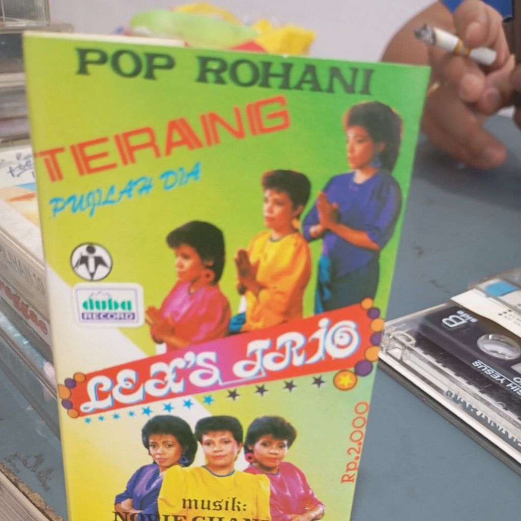 kaset pita rohani lexs trio