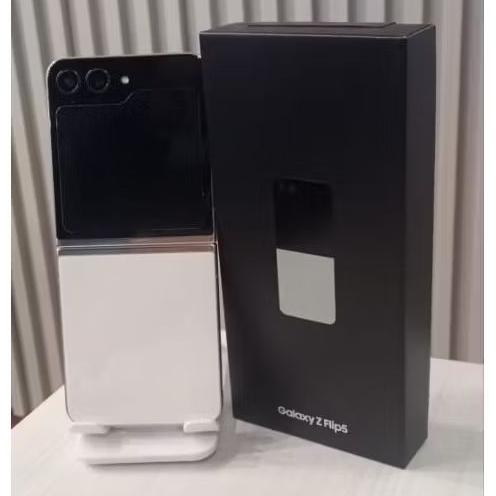 Samsung Galaxy Z flip 5 8/512GB Second Resmi