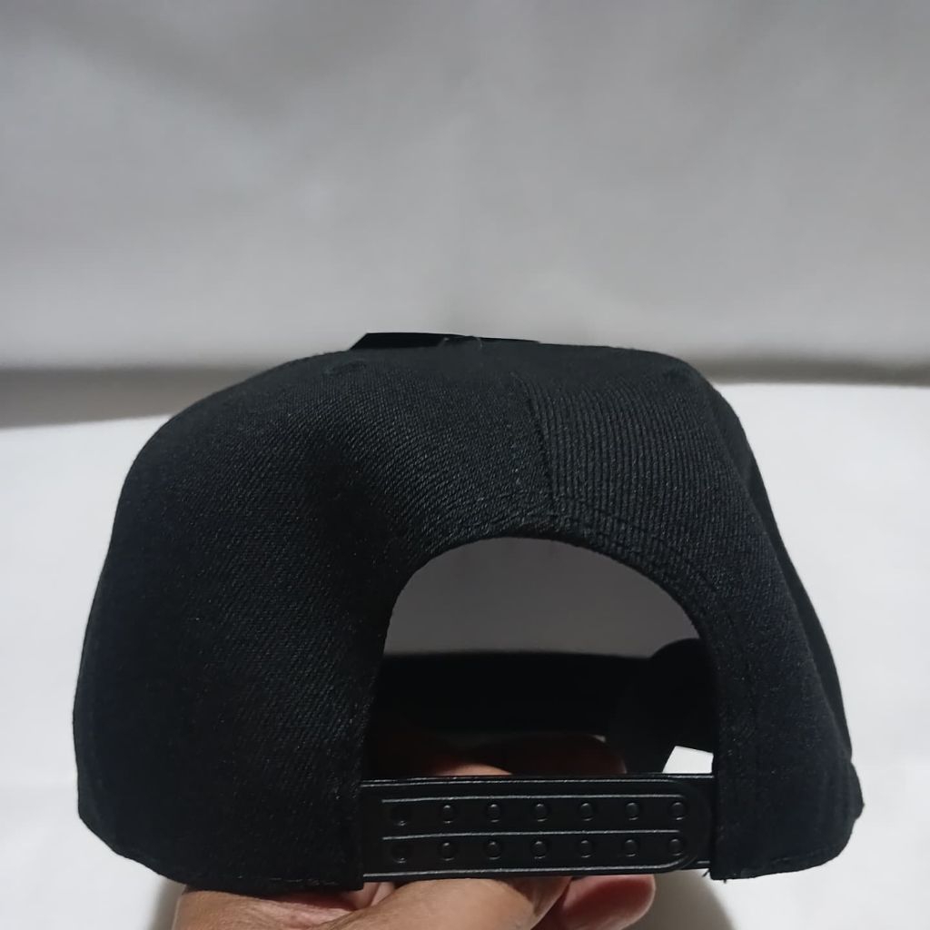 Topi PUBLIC ENEMY Original - Logo