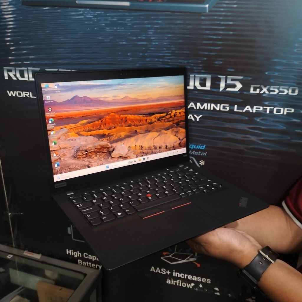 Lenovo Thinkpad T14,S AMD RYZEN 7 PRO 4750U RAM 16GB/SSD 256GB