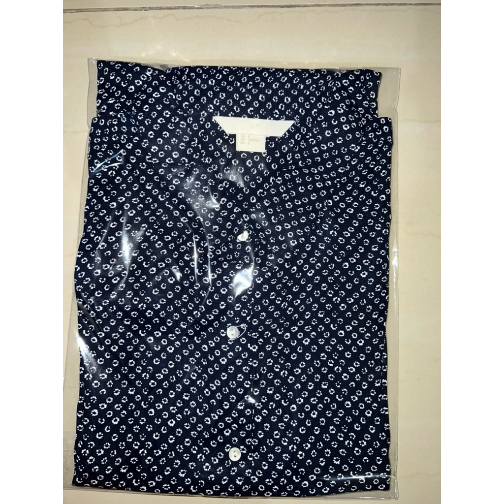 Preloved baju & kemeja wanita HM, CK, Isuga