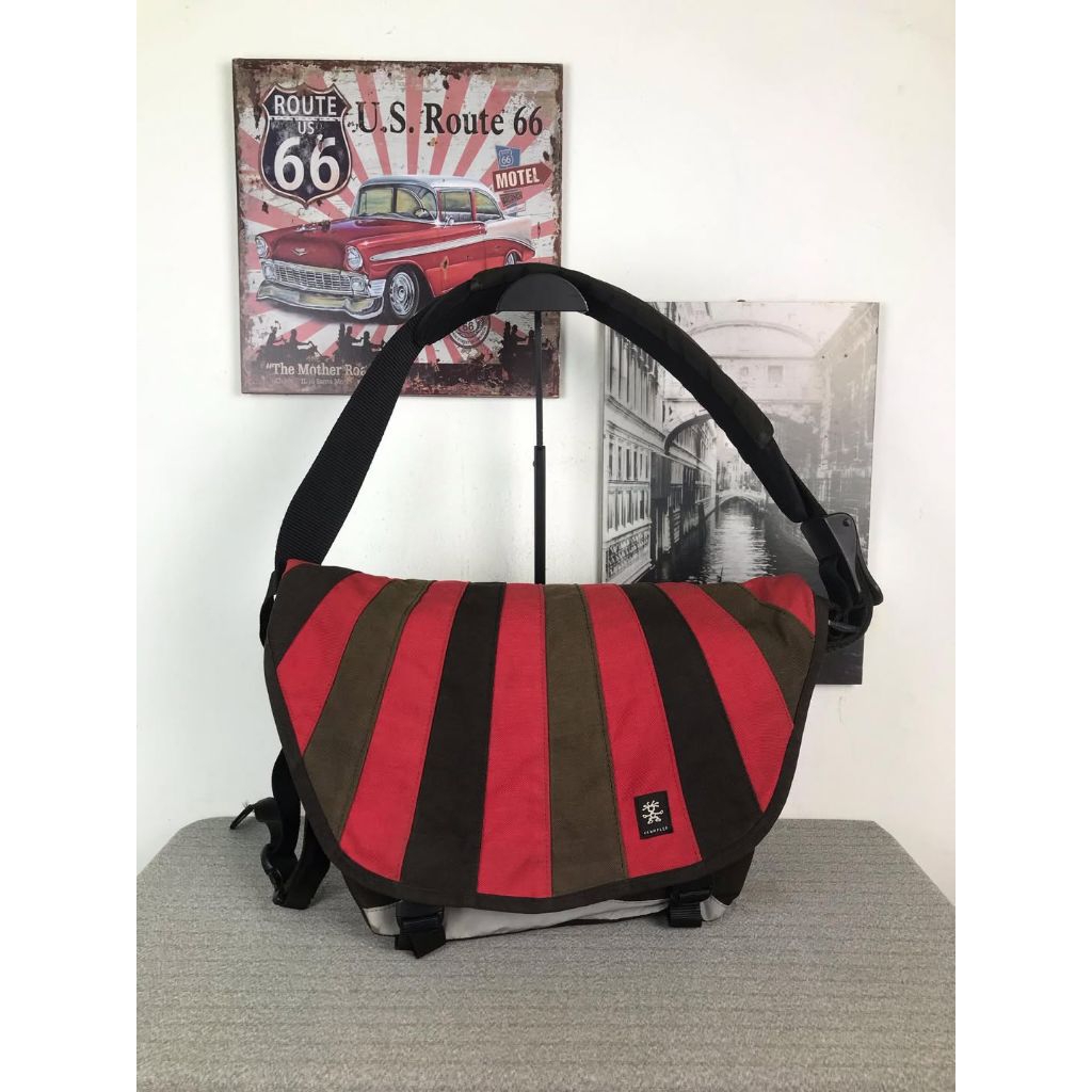 Crumpler the Barney rustle blanket