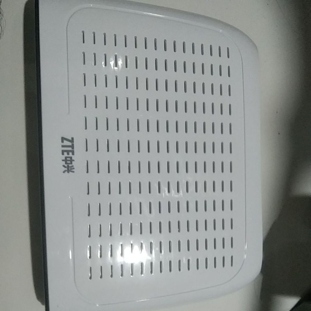 Modem  ZTE f660 WIRELESS ROUTER